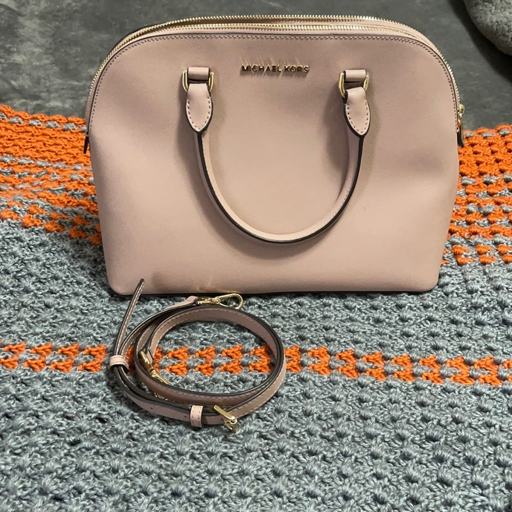 Michael kors Cindy LG Dome Satchel
